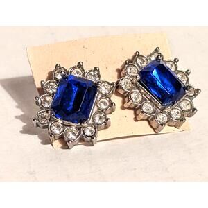 Vintage Costume Jewelry 1/2 Inch Rhinestone Earrings Blue Glass White SilverTone